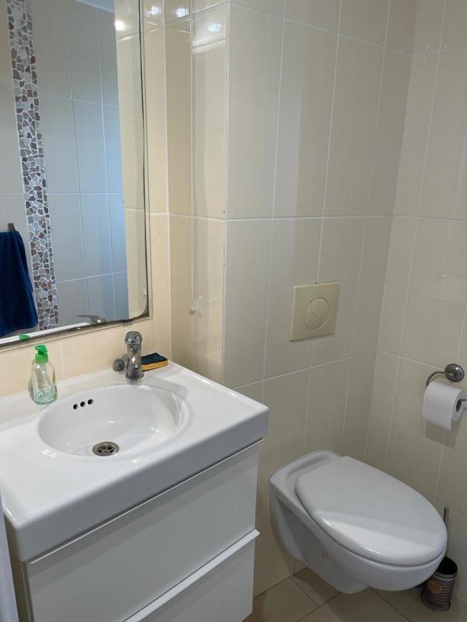 דירות T2 Coquet Le Lavandou Plein Centre Vue Mer Exceptionnelle. מראה חיצוני תמונה