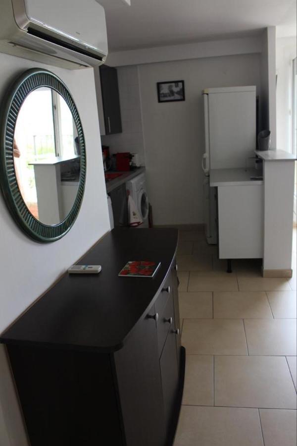 דירות T2 Coquet Le Lavandou Plein Centre Vue Mer Exceptionnelle. מראה חיצוני תמונה